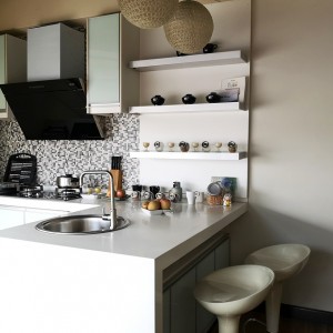 simple-classic-modern-kitchen-design